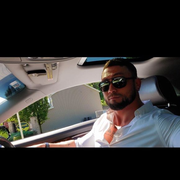 Meet your Posher, Ralph - Picture 1 of 1